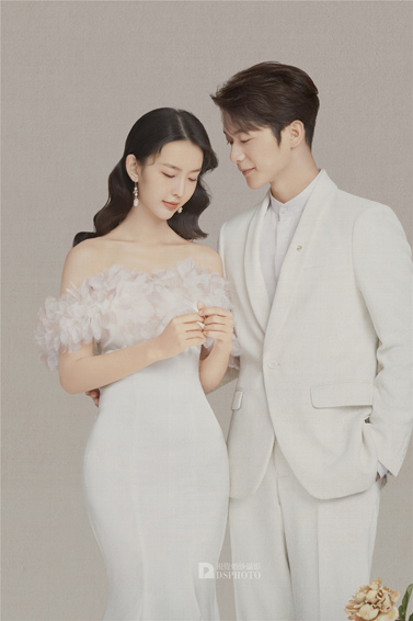 <b> < 复古中式 > 主题婚纱摄影</b>