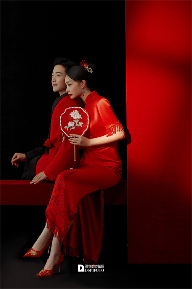 <b>< 复古中式 > 主题婚纱摄影</b>