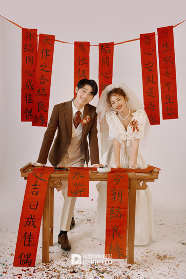 <b>< 复古中式 > 主题婚纱摄影</b>
