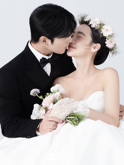 <b>< 唯美韩式 > 主题婚纱摄影</b>